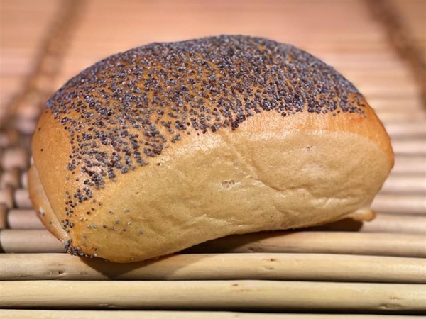 Hard Wit Broodje Maanzaad